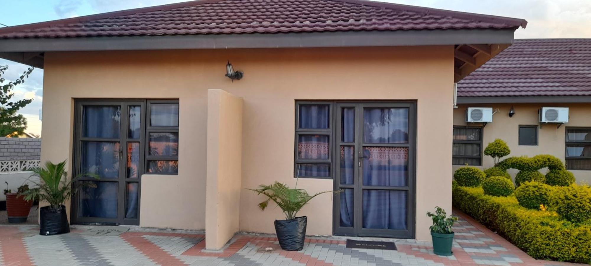 Rest & Digest Bed & Breakfast Serowe ภายนอก รูปภาพ